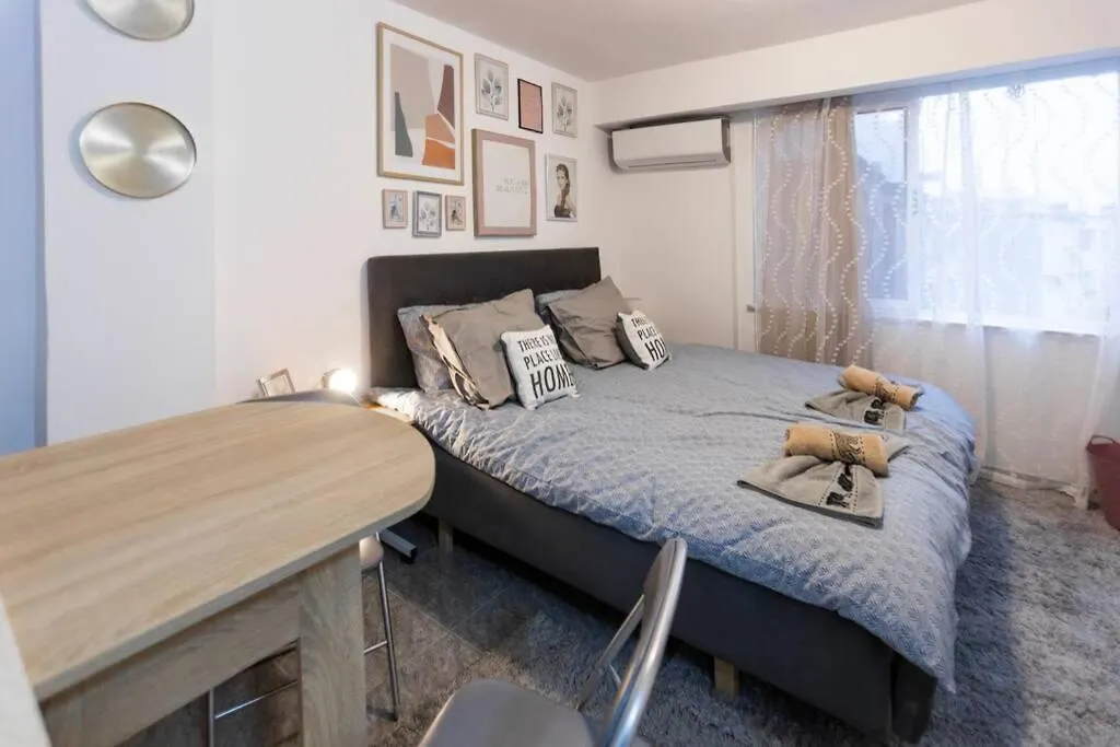 11 Steps From The Center, Lovely Studio Tirana